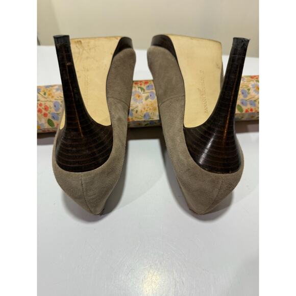 Banana Republic taupe suede heels women size 8.5 - Picture 5 of 10